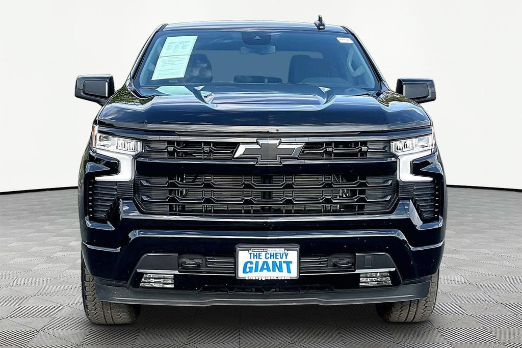 Used 2024 Chevrolet Silverado 1500 RST w/ Max Trailering Package AWD/4WD image 2