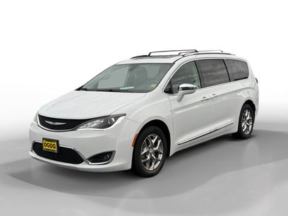 Used 2018 Chrysler Pacifica Limited