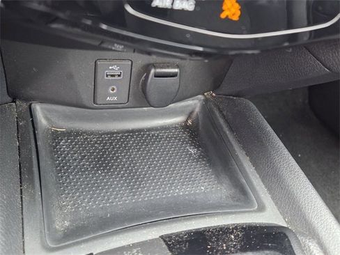 Used 2017 Nissan Rogue SV w/ Midnight Edition Package image 23