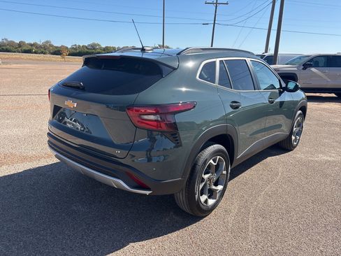 New 2026 Chevrolet Trax LT image 5