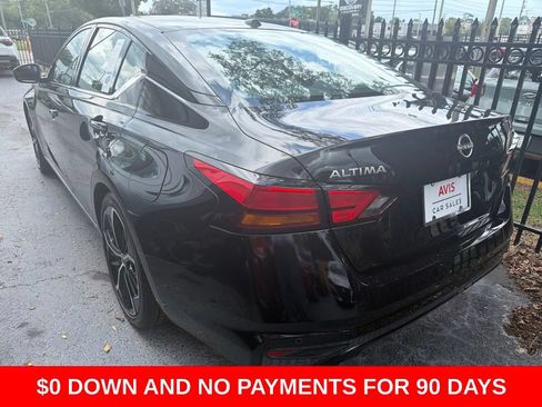 Used 2025 Nissan Altima 2.5 SR FWD image 7