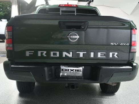 Used 2022 Nissan Frontier SV w/ SV Premium Package AWD/4WD image 12