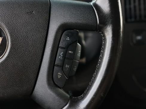 Used 2021 Chevrolet Express 2500 w/ Driver Convenience Package RWD image 29