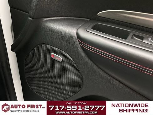 Used 2016 Dodge Durango R/T w/ Technology Group AWD/4WD image 16
