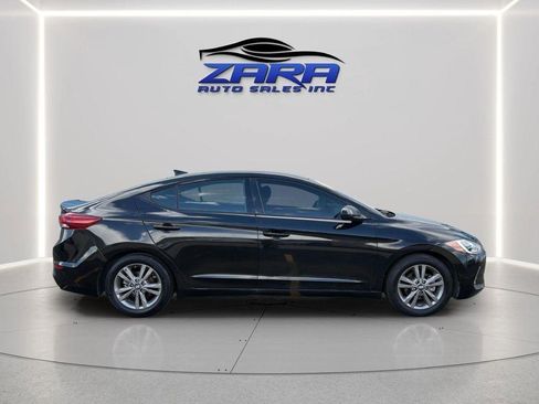 Used 2018 Hyundai Elantra Value Edition FWD image 8