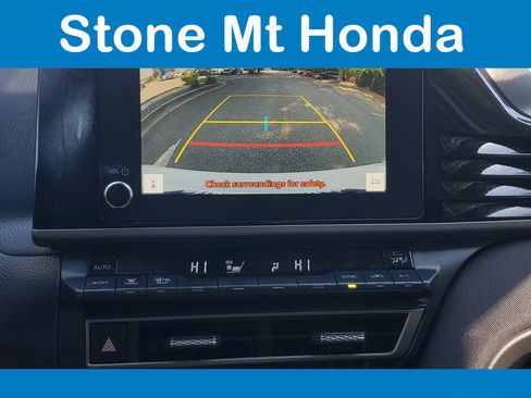 Used 2025 Toyota Camry LE FWD image 25