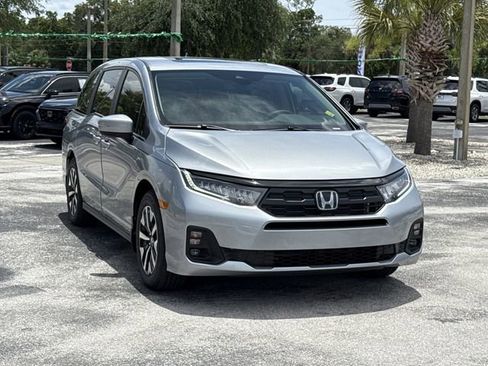 New 2026 Honda Odyssey EX-L image 2