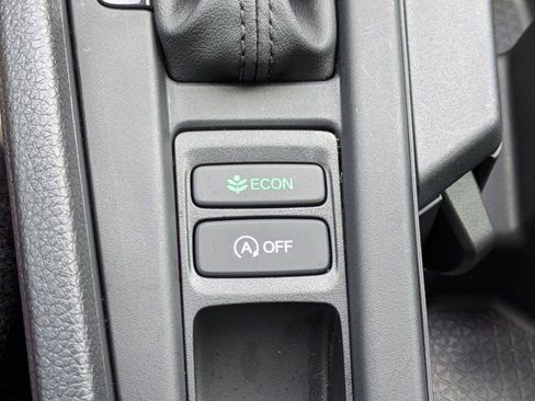 Used 2025 Honda Accord SE image 31
