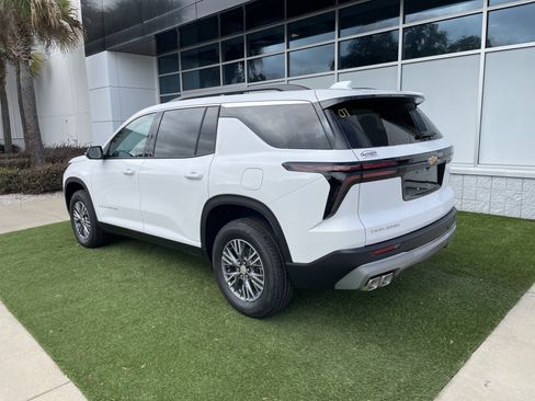 New 2026 Chevrolet Traverse LT image 5