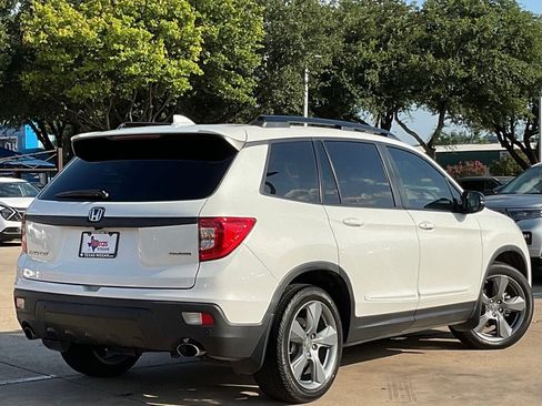 Used 2021 Honda Passport Touring image 4