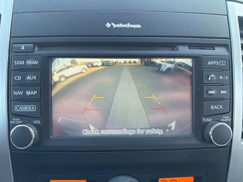 Used 2019 Nissan Frontier PRO-4X image 16