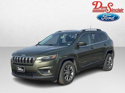 Used 2019 Jeep Cherokee Latitude Plus FWD image 1