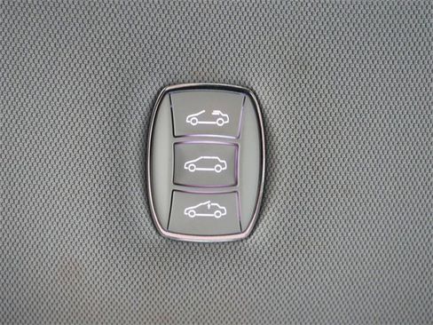 Used 2021 Chevrolet Equinox Premier image 34