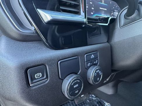 Used 2024 Chevrolet Silverado 1500 LT RWD image 6