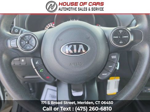Used 2018 Kia Soul + FWD image 26