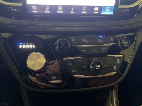 New 2026 Chrysler Pacifica Pinnacle AWD/4WD image 36