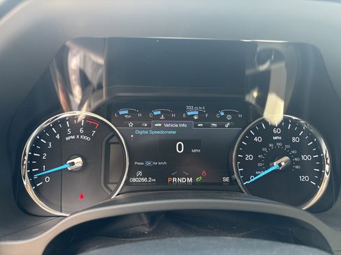Used 2018 Ford Expedition Max Platinum AWD/4WD image 21