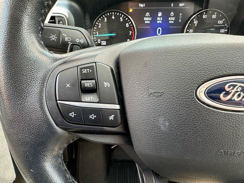 Used 2020 Ford Explorer XLT w/ Equipment Group 202A AWD/4WD image 15