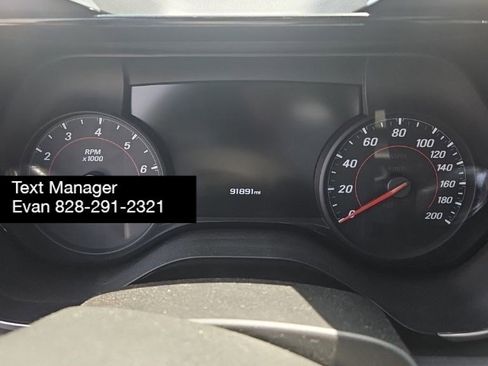 Used 2017 Chevrolet Camaro SS RWD image 10