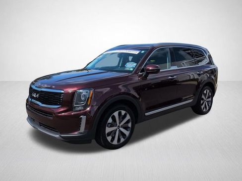 Used 2022 Kia Telluride S FWD image 6