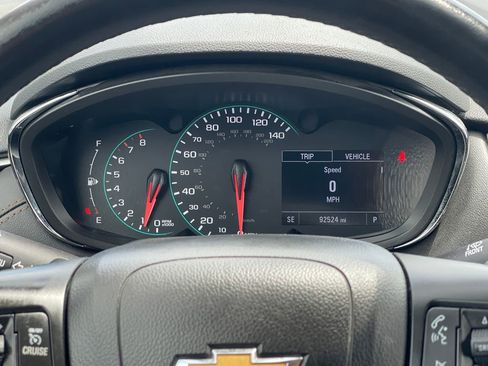 Used 2022 Chevrolet Trax LT w/ Driver Confidence Package AWD/4WD image 21