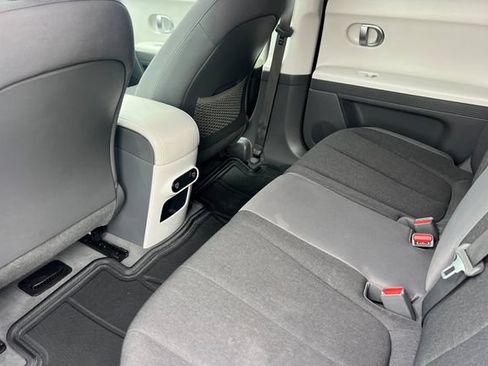 Certified 2024 Hyundai Ioniq 5 SE RWD image 15