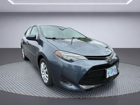 Used 2019 Toyota Corolla LE FWD image 11