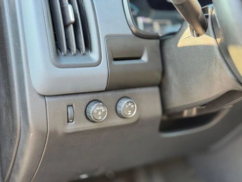 Used 2016 Chevrolet Colorado Z71 AWD/4WD image 7