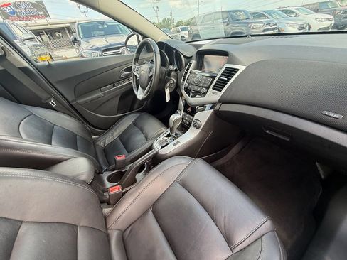 Used 2016 Chevrolet Cruze LT FWD image 25
