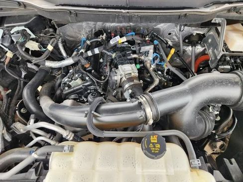 Used 2024 Ford F150 XLT w/ Mobile Office Package RWD image 31