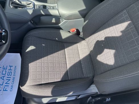 New 2026 Honda HR-V LX image 25