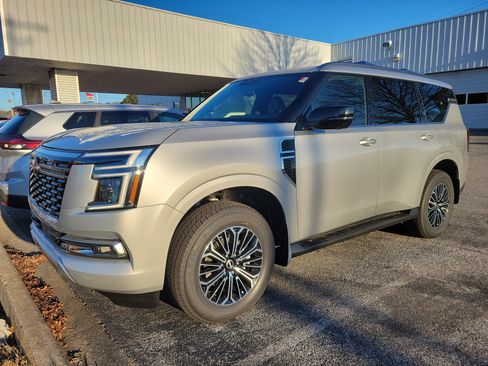 New 2026 Nissan Armada SL image 2