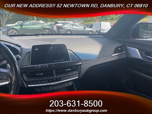 Used 2021 Cadillac CT4 V w/ Technology Package AWD/4WD image 15