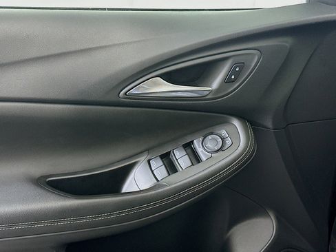 Used 2025 Buick Encore GX Preferred image 15