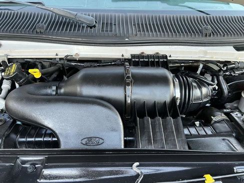 Used 2014 Ford E-350 and Econoline 350 XL w/ Power Windows & Locks Group RWD image 21