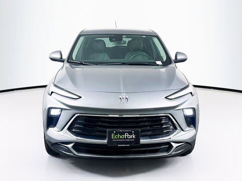 Used 2025 Buick Encore GX Preferred image 2