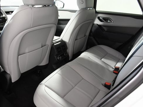 Used 2025 Land Rover Range Rover Velar Dynamic SE image 27