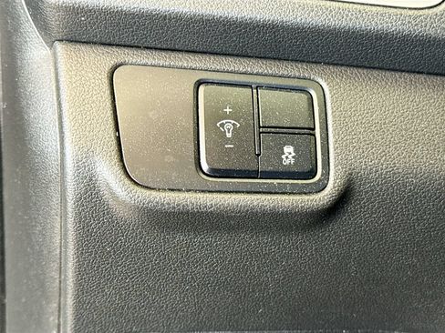 Used 2022 Hyundai Accent SE FWD image 12