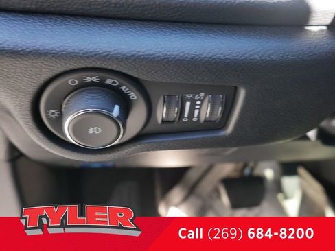 New 2026 Chrysler Pacifica Limited image 26