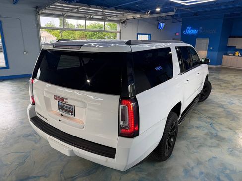 Used 2015 GMC Yukon XL SLE AWD/4WD image 3