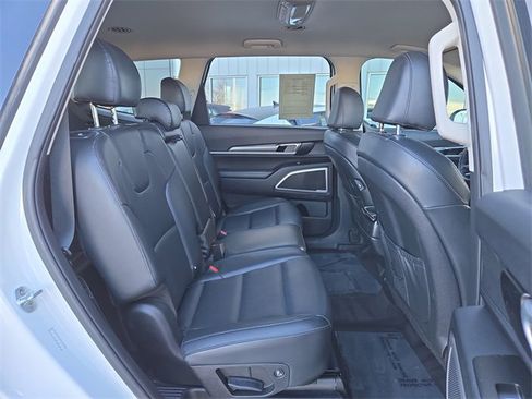 Used 2020 Kia Telluride LX image 14
