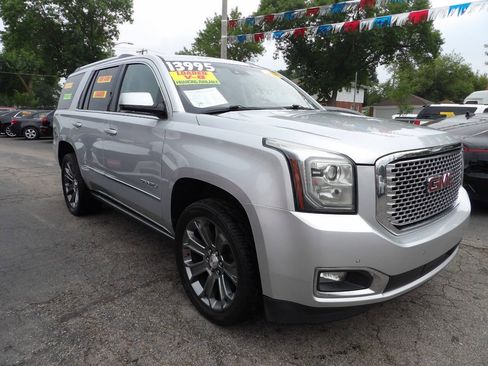 Used 2015 GMC Yukon Denali w/ Premium Package RWD image 3