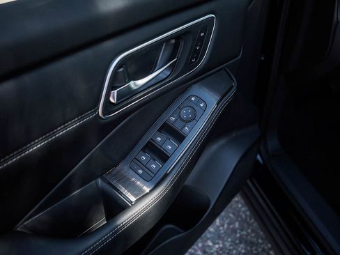 New 2026 Nissan Rogue Platinum w/ Platinum Premium Package AWD/4WD image 19