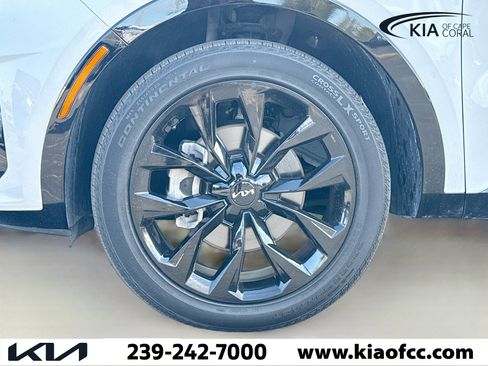 Certified 2023 Kia Sorento SX image 44