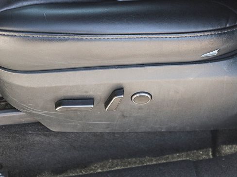 Used 2023 Tesla Model Y Long Range image 22