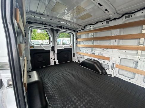 Used 2024 Ford Transit 250 Low Roof w/ Exterior Upgrade Package RWD image 15