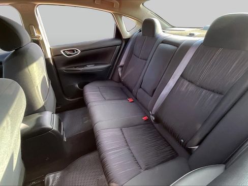 Used 2018 Nissan Sentra SV w/ Premium Package (P01) FWD image 21
