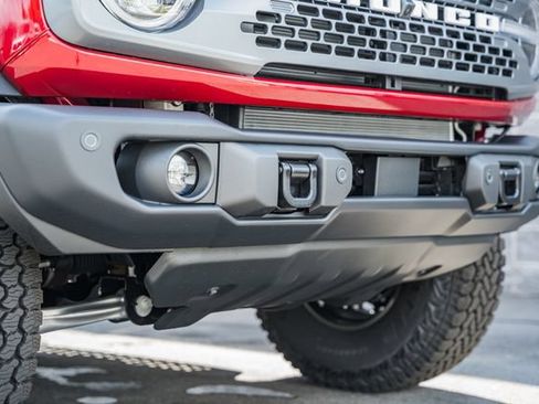 New 2026 Ford Bronco Badlands w/ Sasquatch Package AWD/4WD image 16