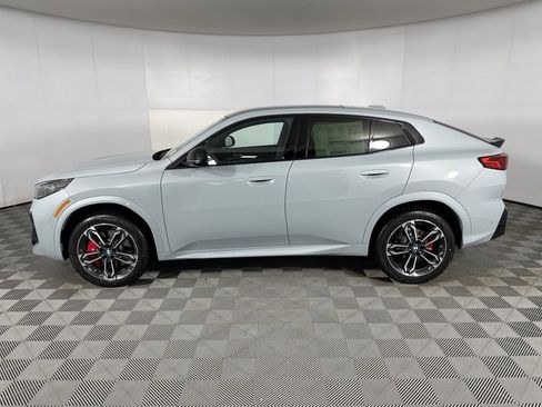 New 2026 BMW X2 xDrive28i w/ M Sport Package AWD/4WD image 5