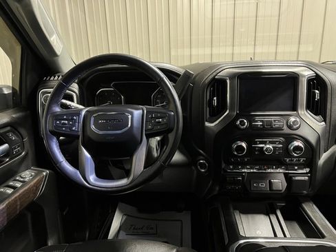 Used 2022 GMC Sierra 3500 Denali image 29